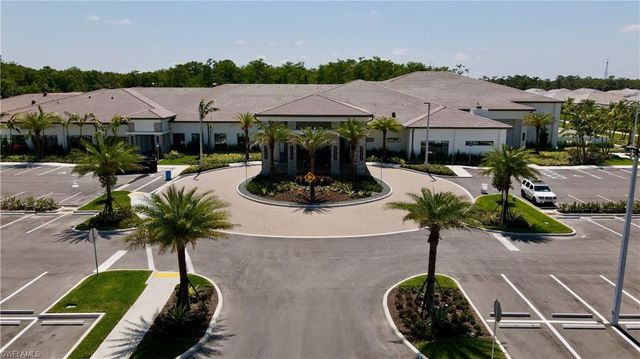 11528 Jacaranda DR, Naples, FL 34120