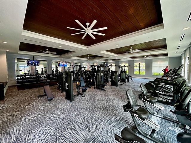 11528 Jacaranda DR, Naples, FL 34120