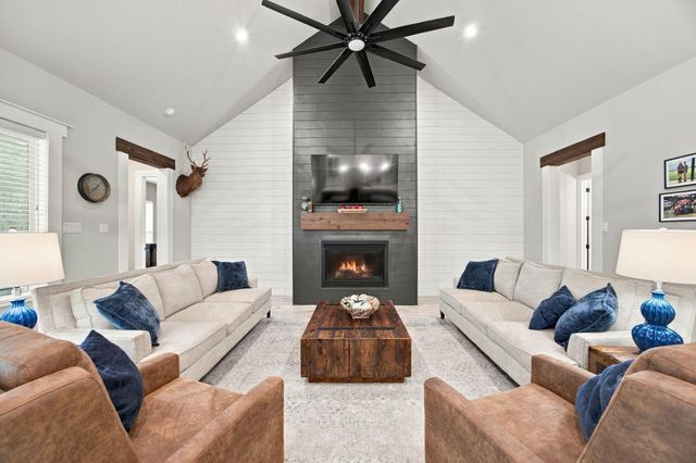 22811 Timberlake Creek Road, Tomball, TX 77377