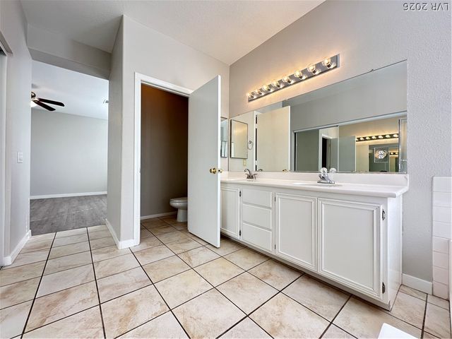 10191 SPLENDOR RIDGE Avenue, Las Vegas, NV 89135
