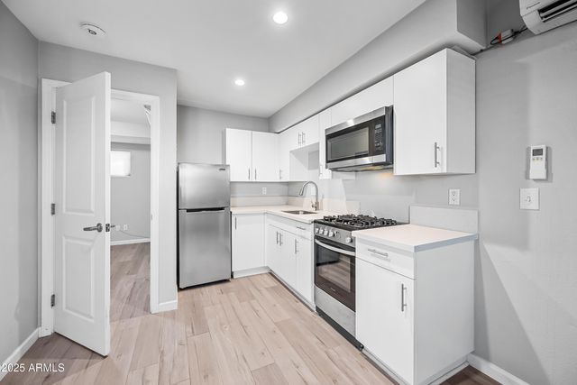 3025 N 32nd Street 23, Phoenix, AZ 85018