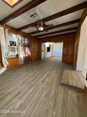 2010 Garrison Road, Las Cruces, NM 88001