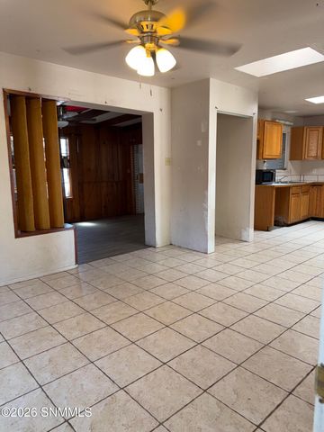 2010 Garrison Road, Las Cruces, NM 88001