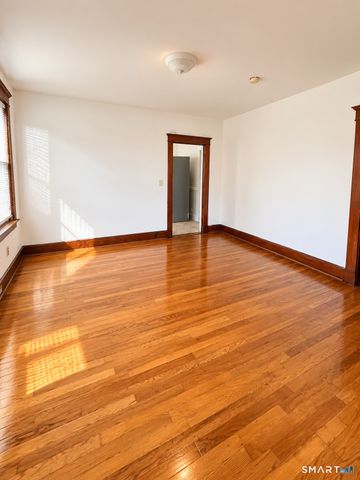 60 Gorham Avenue 1st, Hamden, CT 06514