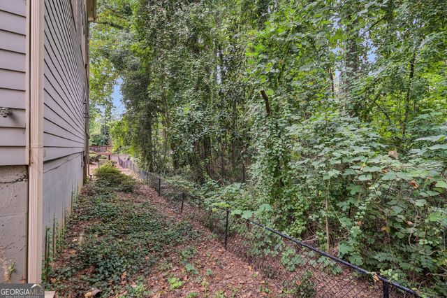 1889 Shoal Creek Boulevard, Decatur, GA 30032