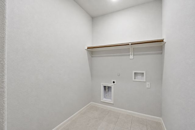 505 Bermuda Avenue, Lancaster, TX 75146