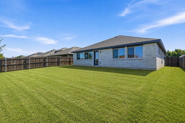 505 Bermuda Avenue, Lancaster, TX 75146
