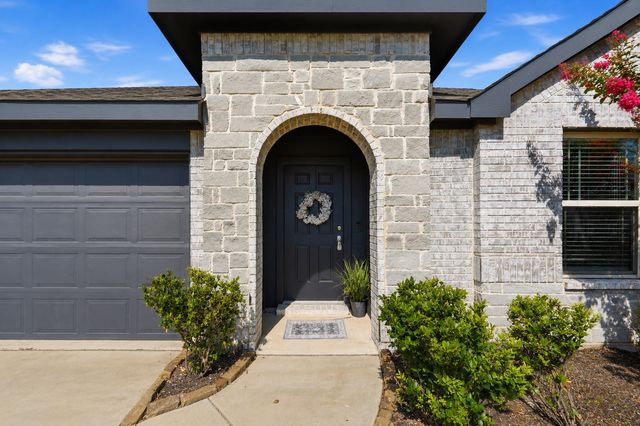 505 Bermuda Avenue, Lancaster, TX 75146