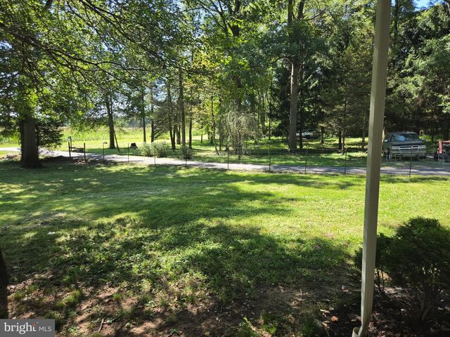 3454 HILL RD, Elizabethtown, PA 17022