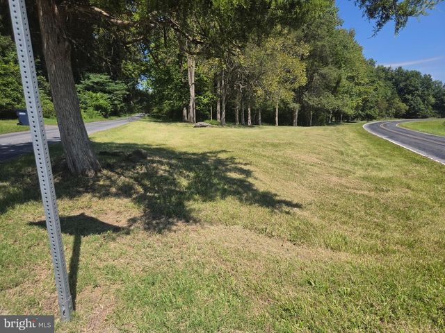 3454 HILL RD, Elizabethtown, PA 17022