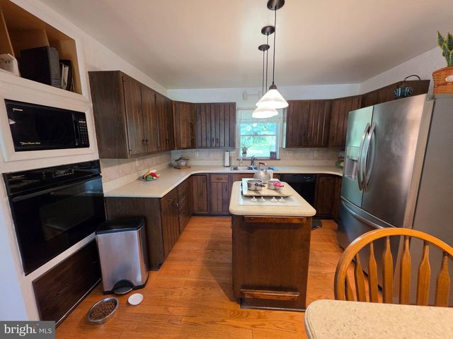 3454 HILL RD, Elizabethtown, PA 17022