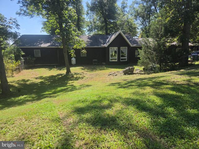 3454 HILL RD, Elizabethtown, PA 17022