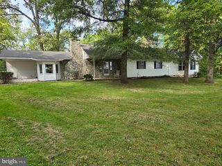 3454 HILL RD, Elizabethtown, PA 17022