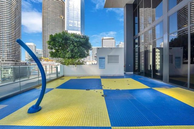 1010 Brickell Ave 4011, Miami, FL 33131