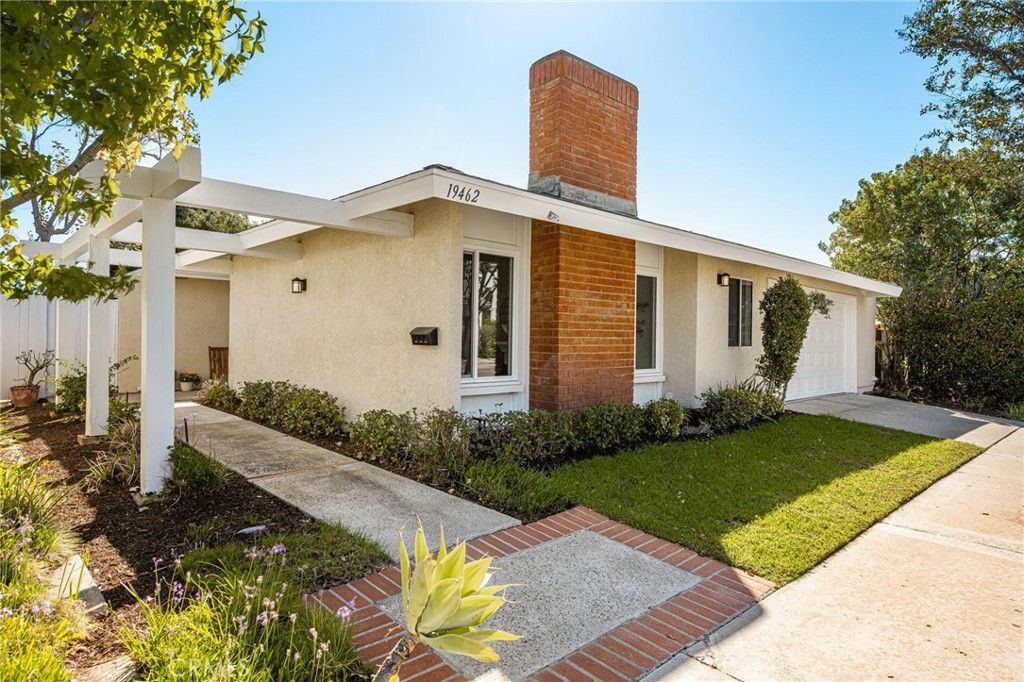 19462 Sierra Chula, Irvine, CA 92603 — photo 2