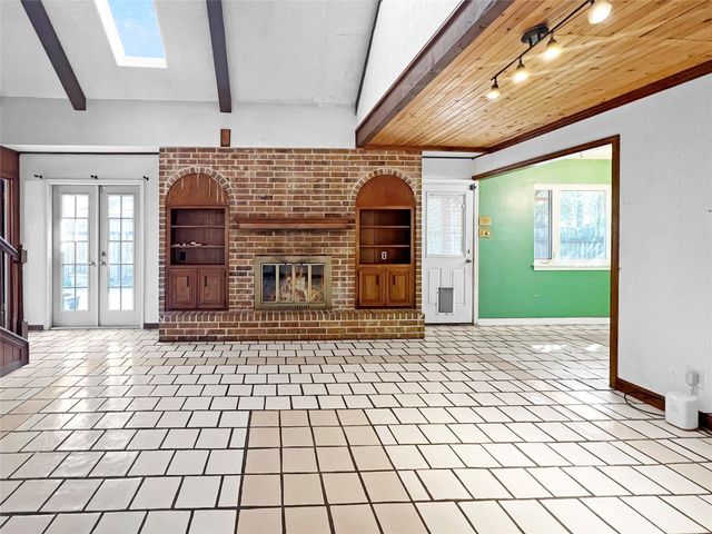 4308 Meadow Glenn Drive, Dickinson, TX 77539