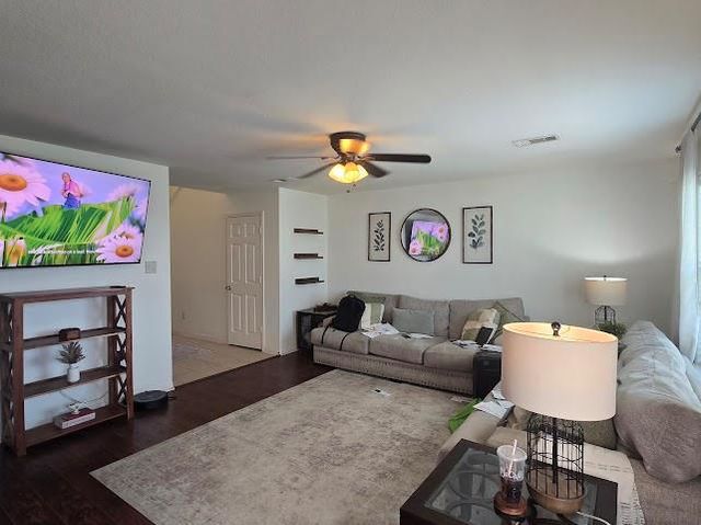 2402 Sunstone Place Drive, Rosharon, TX 77583