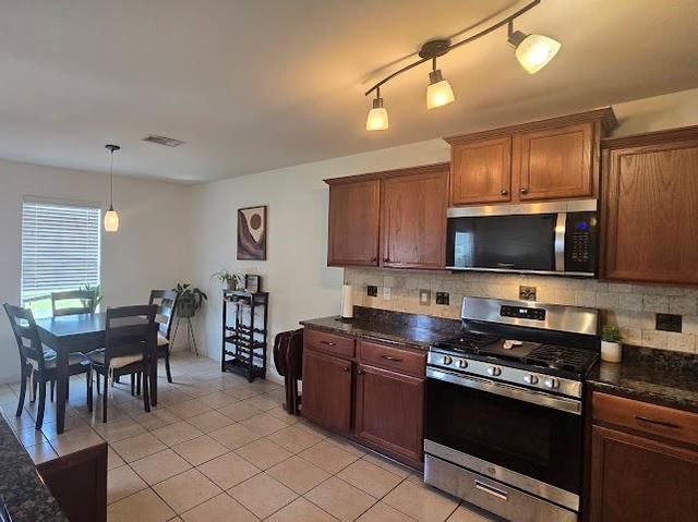 2402 Sunstone Place Drive, Rosharon, TX 77583