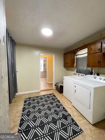 178 Mitchell Street, Toccoa, GA 30577