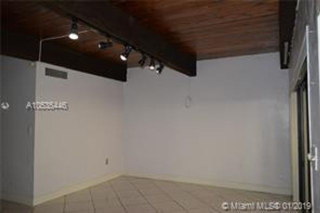 19424 NE 26th Avenue 131B, Miami, FL 33180