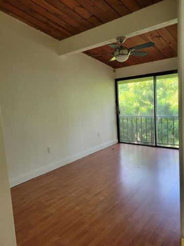 19424 NE 26th Avenue 131B, Miami, FL 33180