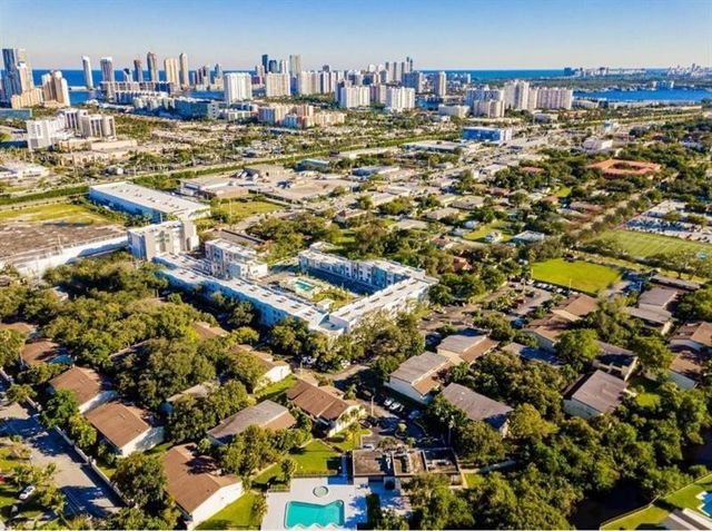 19424 NE 26th Avenue 131B, Miami, FL 33180