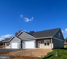 11849 MYSTIC ROCK LANE S, Waynesboro, PA 17268