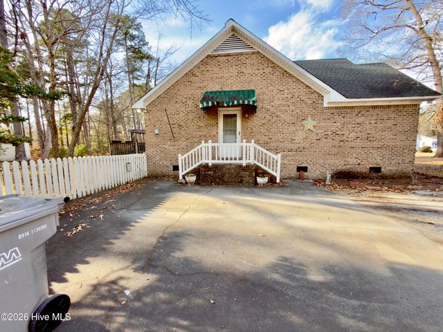 3025 Princeton Street, Lumberton, NC 28360
