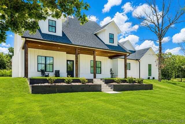 135 Dixie Cove, Eufaula, OK 74432