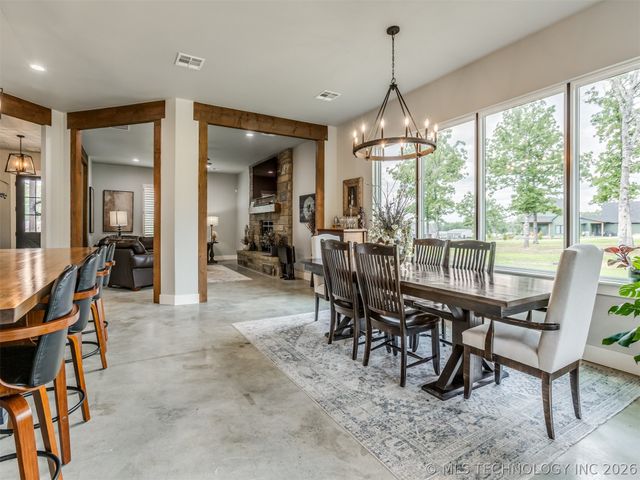 135 Dixie Cove, Eufaula, OK 74432
