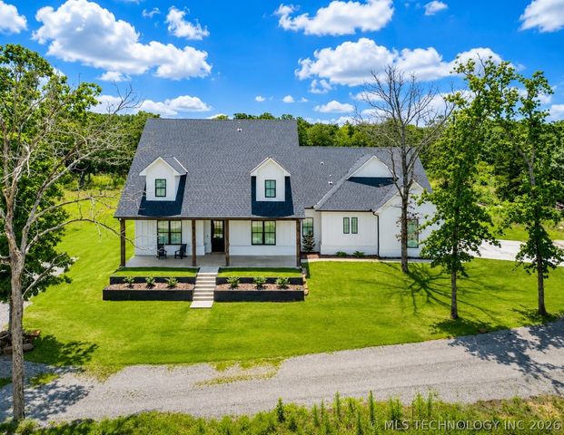 135 Dixie Cove, Eufaula, OK 74432