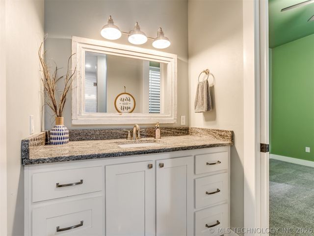135 Dixie Cove, Eufaula, OK 74432