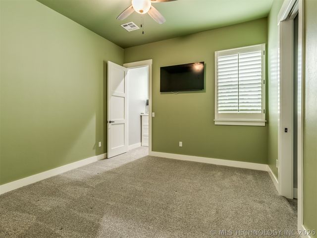 135 Dixie Cove, Eufaula, OK 74432