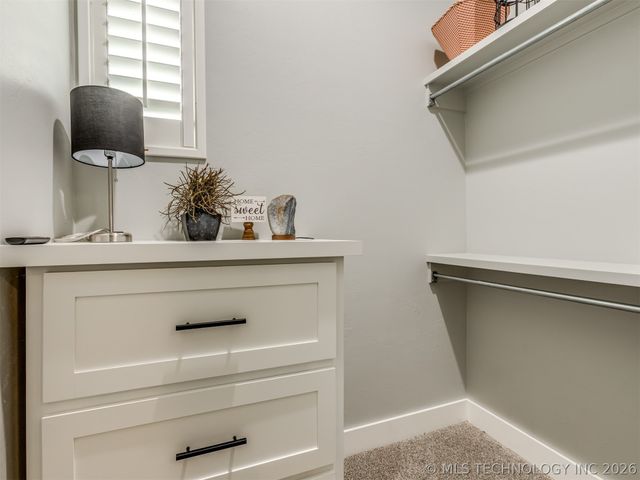 135 Dixie Cove, Eufaula, OK 74432