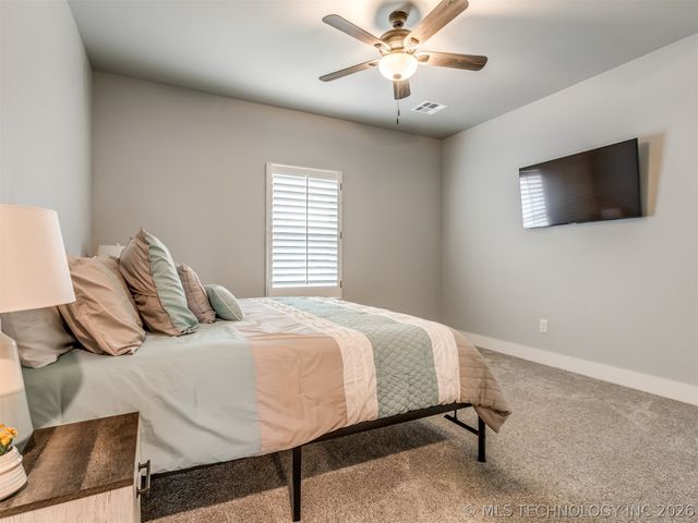 135 Dixie Cove, Eufaula, OK 74432