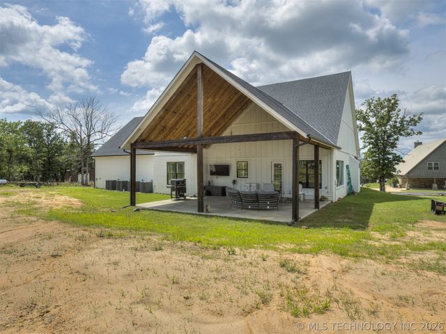 135 Dixie Cove, Eufaula, OK 74432