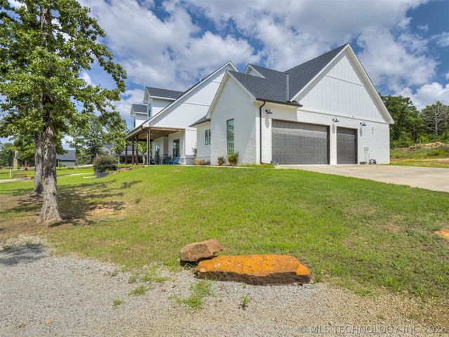 135 Dixie Cove, Eufaula, OK 74432