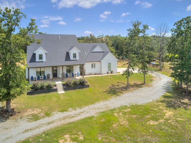 135 Dixie Cove, Eufaula, OK 74432