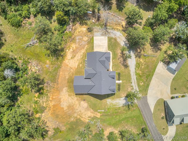 135 Dixie Cove, Eufaula, OK 74432