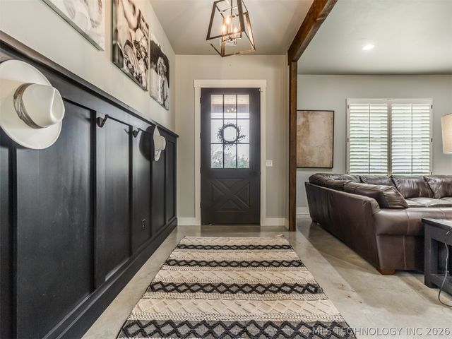 135 Dixie Cove, Eufaula, OK 74432