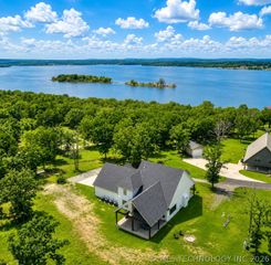 135 Dixie Cove, Eufaula, OK 74432