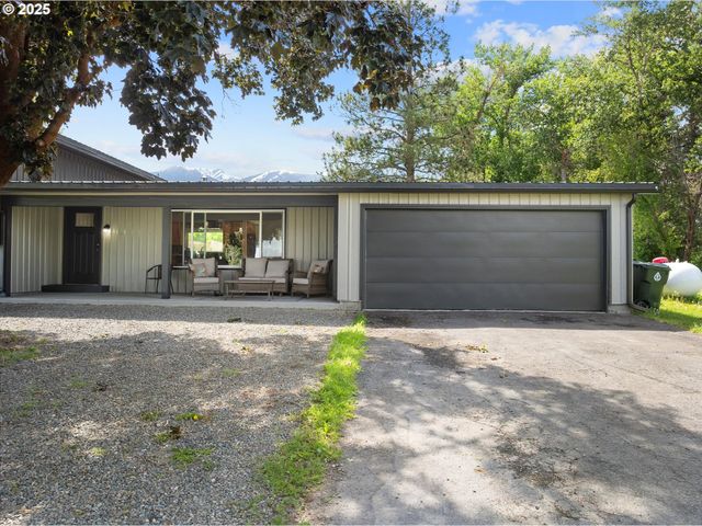 15701 GOODRICH CREEK Ln, Baker City, OR 97814