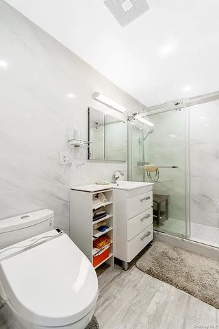 4300 Atlantic Avenue 4, Brooklyn, NY 11224