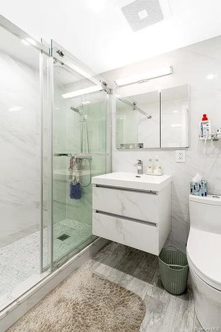 4300 Atlantic Avenue 4, Brooklyn, NY 11224