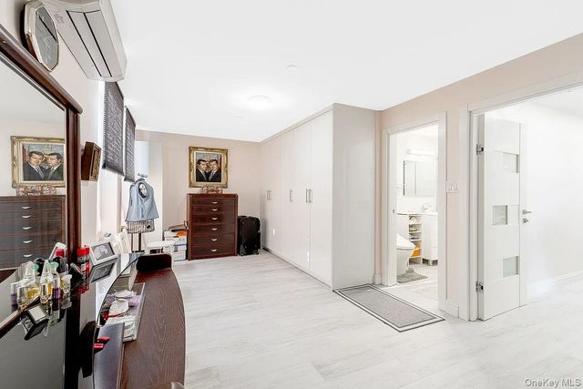4300 Atlantic Avenue 4, Brooklyn, NY 11224
