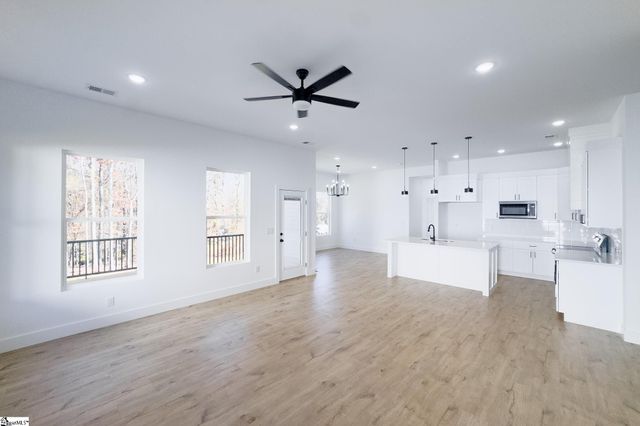 761 Garland Drive, Spartanburg, SC 29301