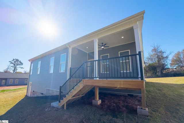 761 Garland Drive, Spartanburg, SC 29301