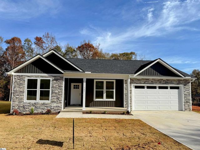 761 Garland Drive, Spartanburg, SC 29301
