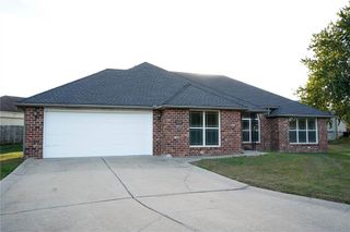 510 Chaucer Lane, Warrensburg, MO 64093