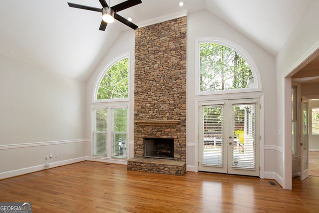 764 Vinings Estates Drive SE, Smyrna, GA 30126